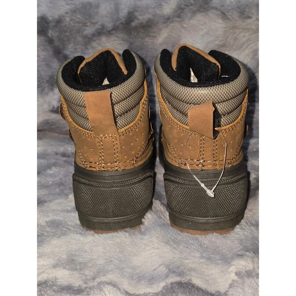 NEW Magellan Outdoors Toddler Boys All Weather Duck Boots Brown Grey 7D 10345937